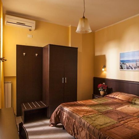 Hotel Il Cavaliere Nero Tirrenia Luaran gambar
