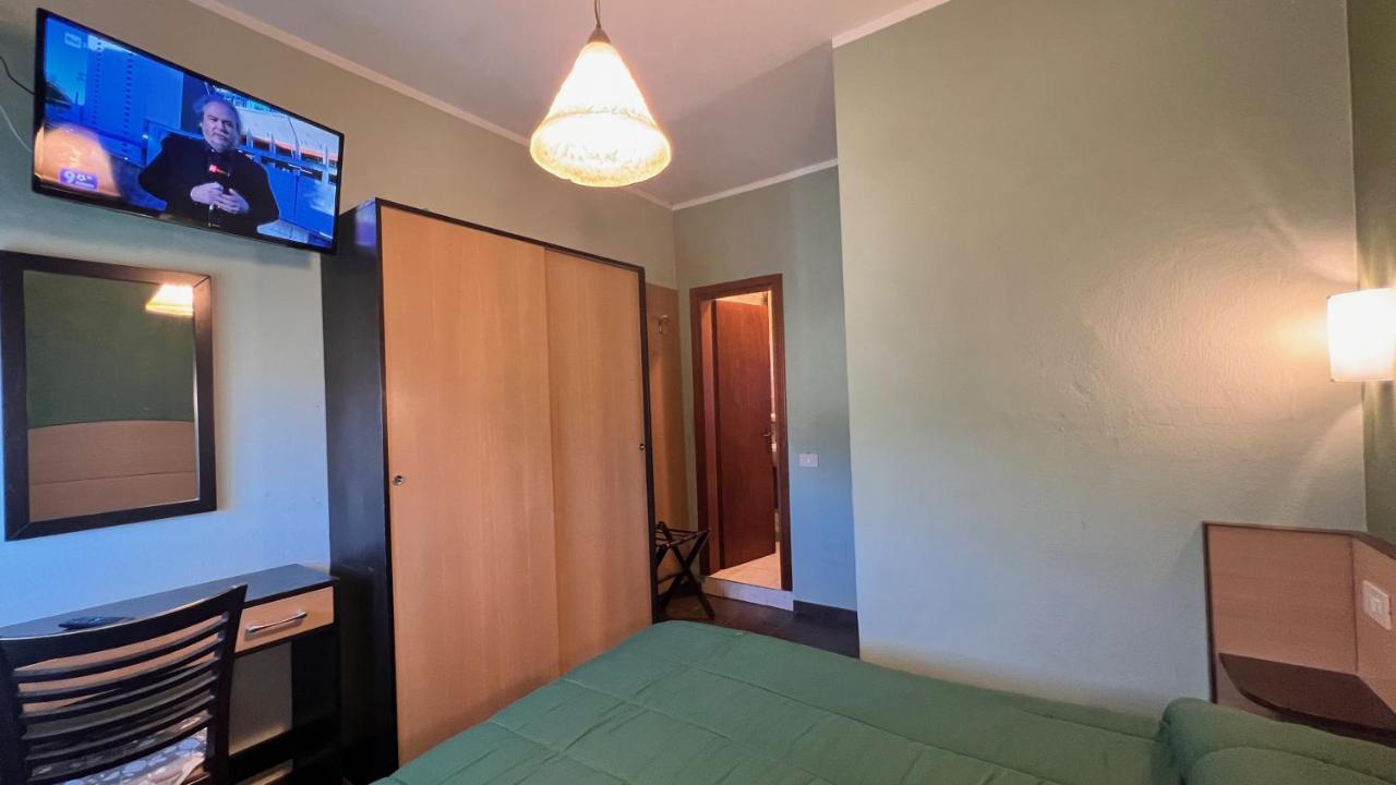Hotel Il Cavaliere Nero Tirrenia Luaran gambar