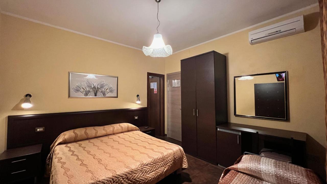 Hotel Il Cavaliere Nero Tirrenia Luaran gambar