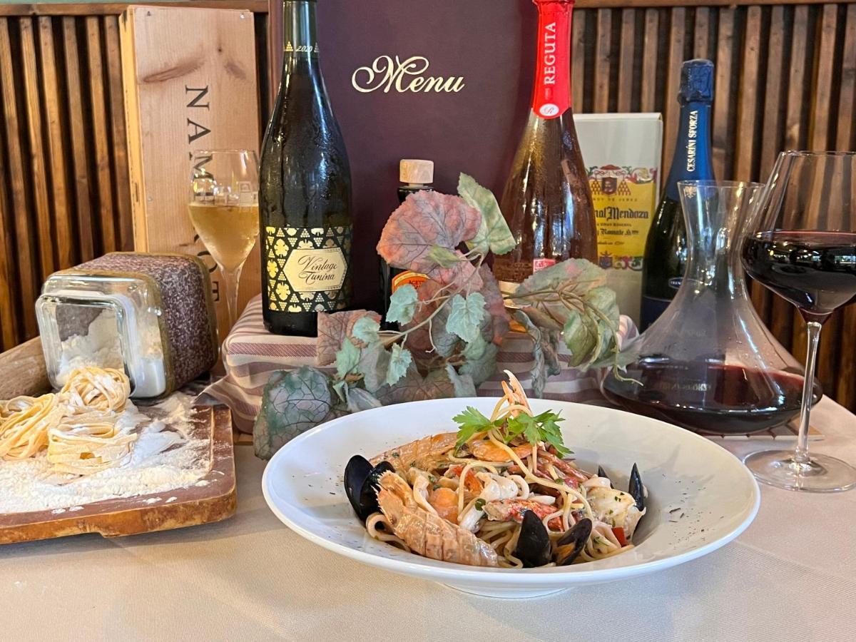 Hotel Il Cavaliere Nero Tirrenia Luaran gambar