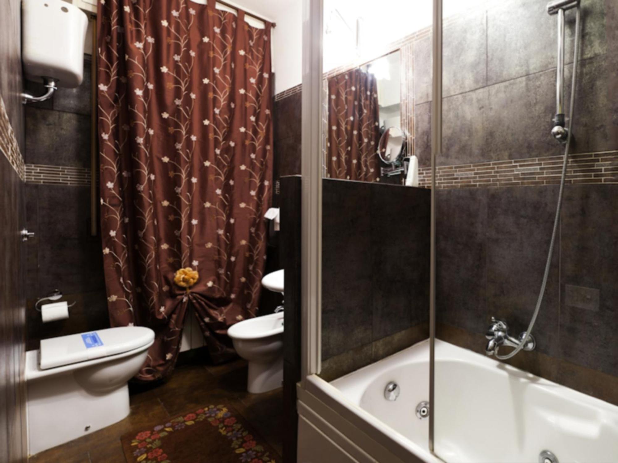 Hotel Il Cavaliere Nero Tirrenia Luaran gambar