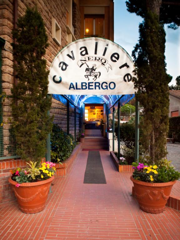 Hotel Il Cavaliere Nero Tirrenia Luaran gambar